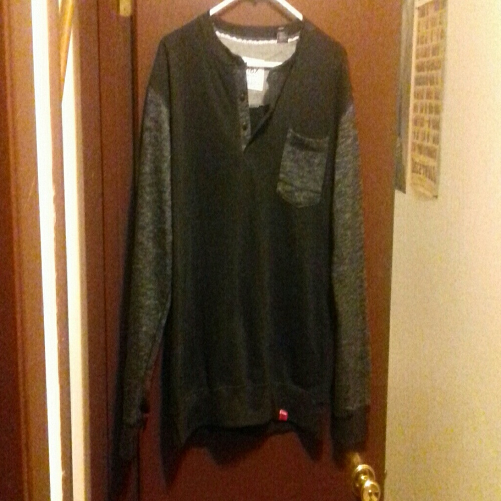 Sweatshirt  (hoodless)